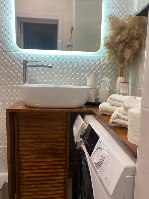 Красивая, новая, уютная студия недалеко от моря