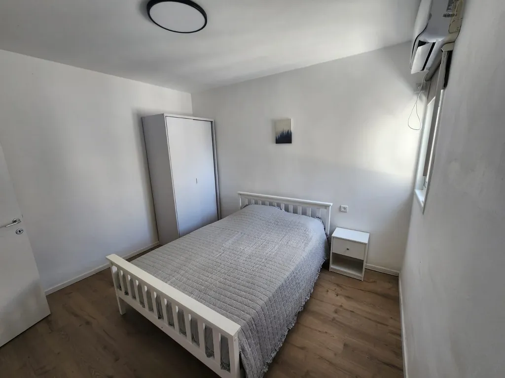 Комфортная трёхкомнатная квартира с видом на море на Анавиим