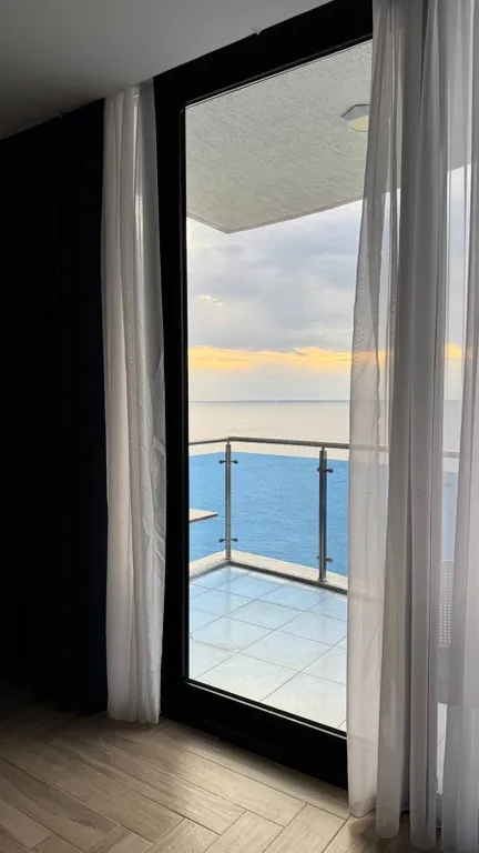 Студия 1004 в Панораме Квариати (Батуми, пригород) с выходом на пляж