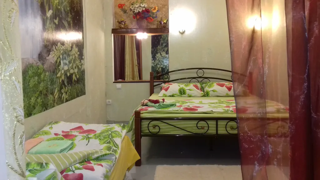 Квартира Двухкомнатный номер в частном секторе — аренда посуточно в Гурзуф