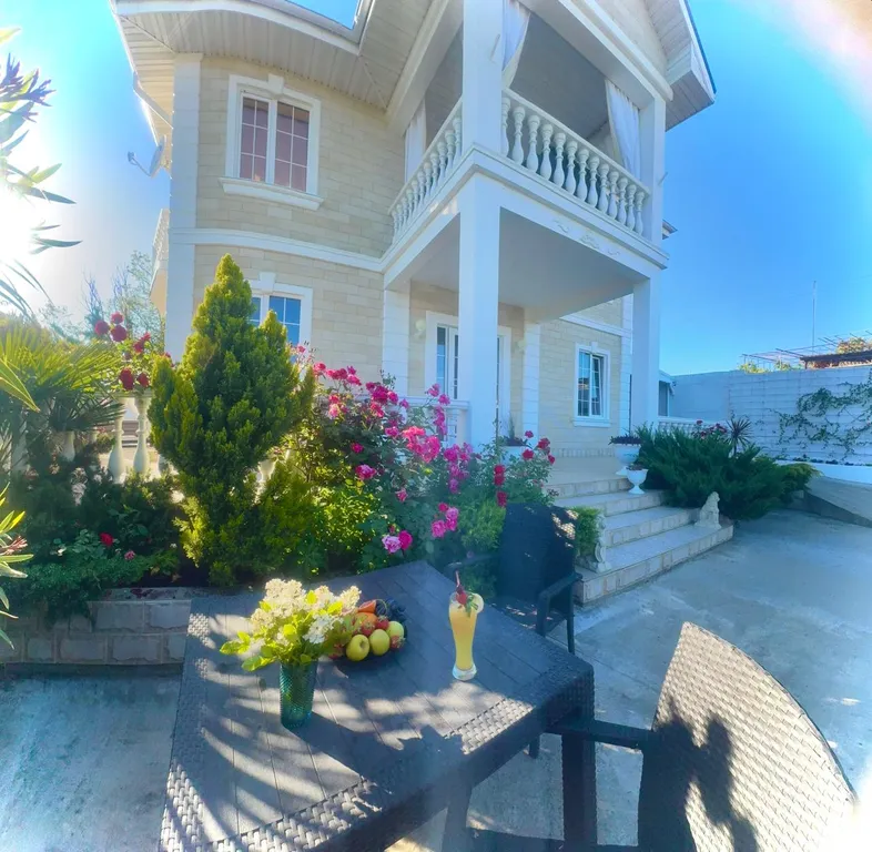 Просторный комфортабельный коттедж