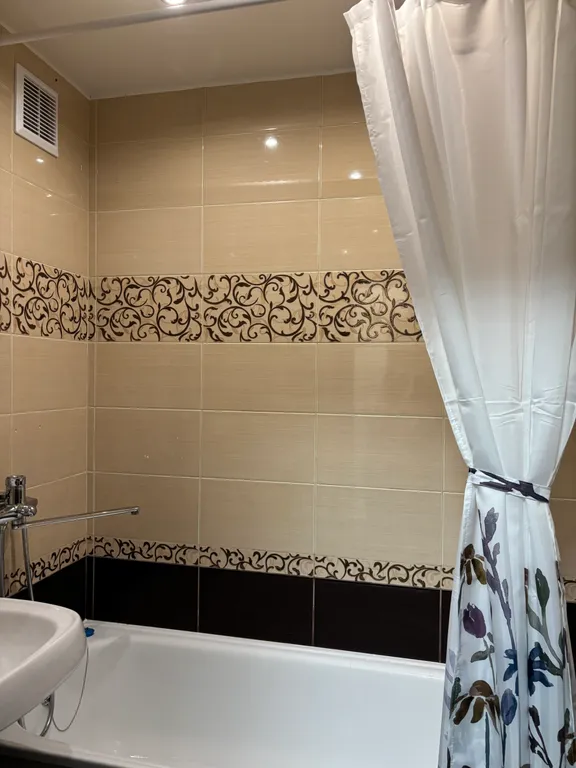 Уютная однотонная квартира