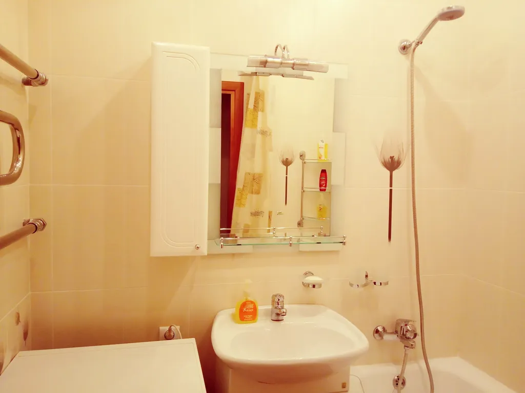 Уютная  большая 3- комнатная квартира рядом с центром