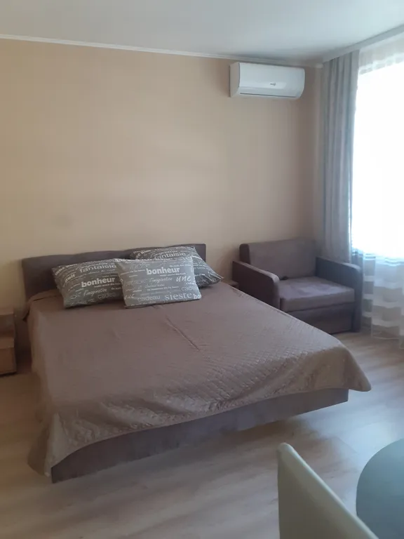 Номер-студия с удобствами в центре города