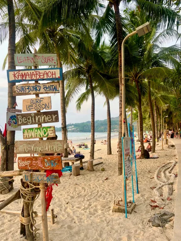 Новая квартира с двумя спальнями и бассейном у моря, пляж Камала