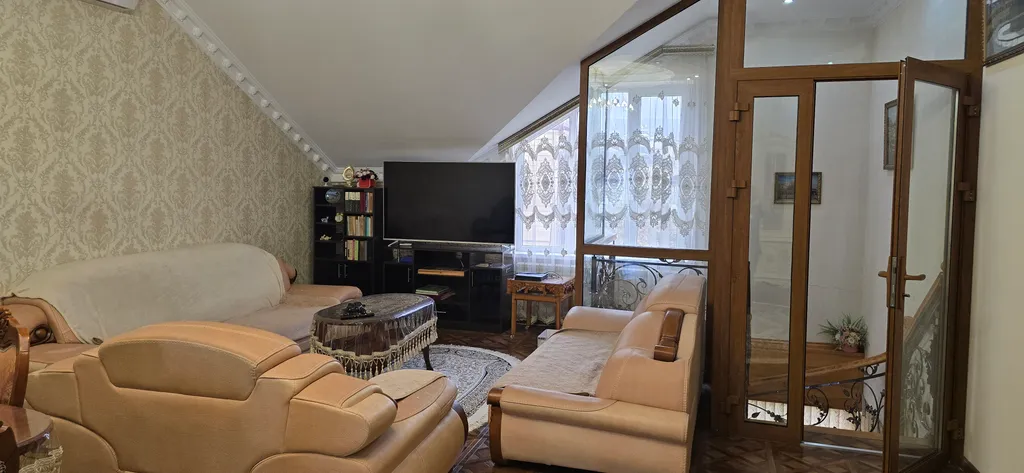 Коттедж Коттедж Райский уголок — Дербент