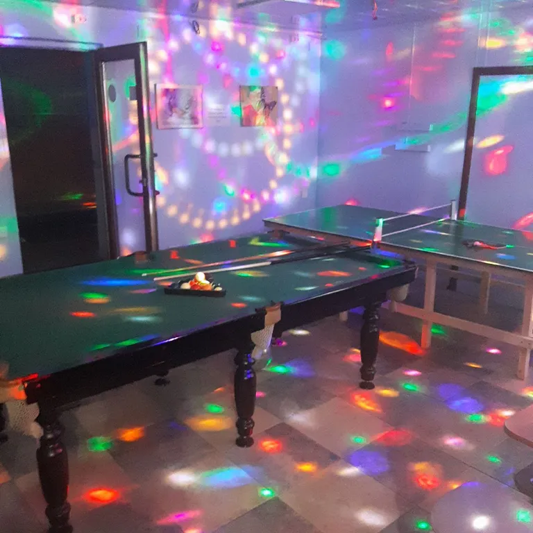 Коттедж с бассейном