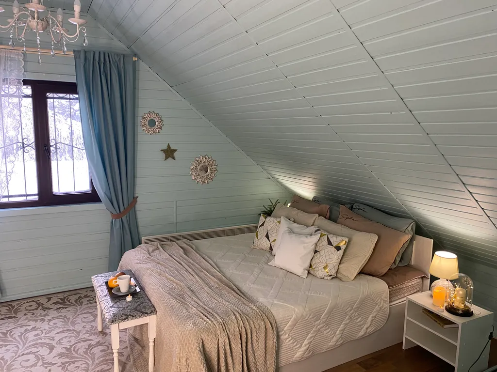 Уютный дом для отдыха или праздника