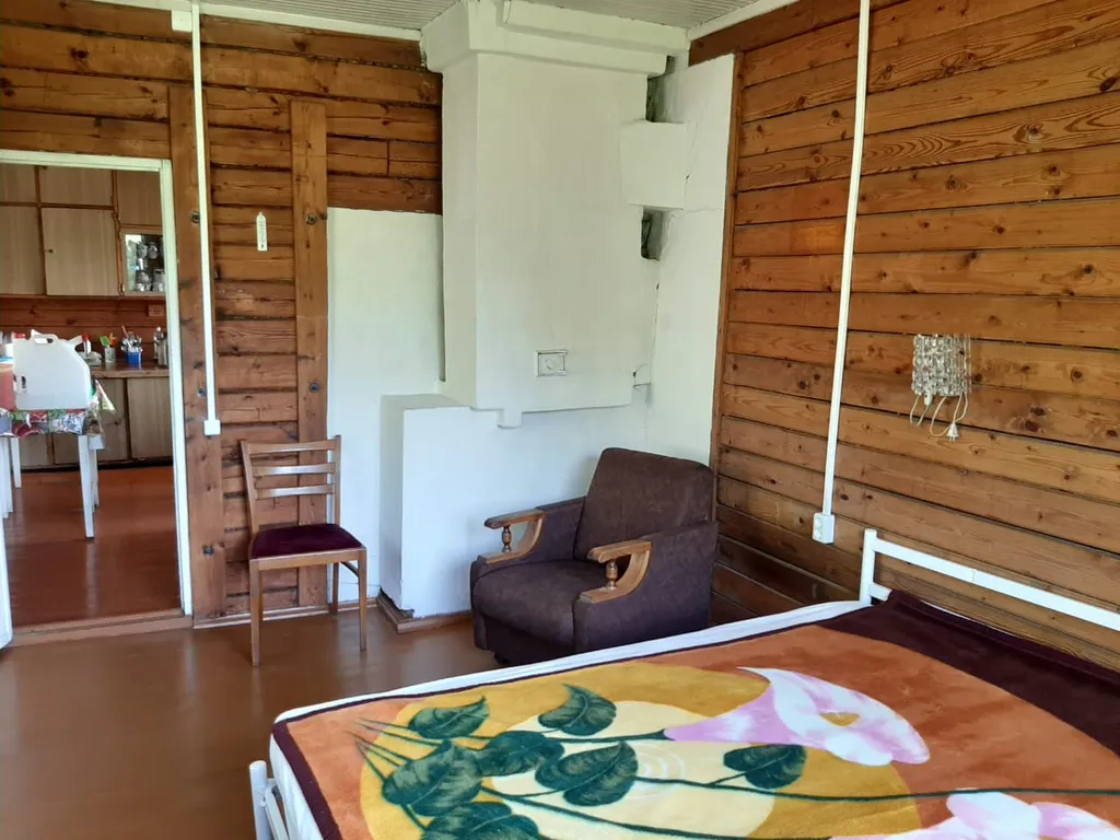 Дом на берегу озера