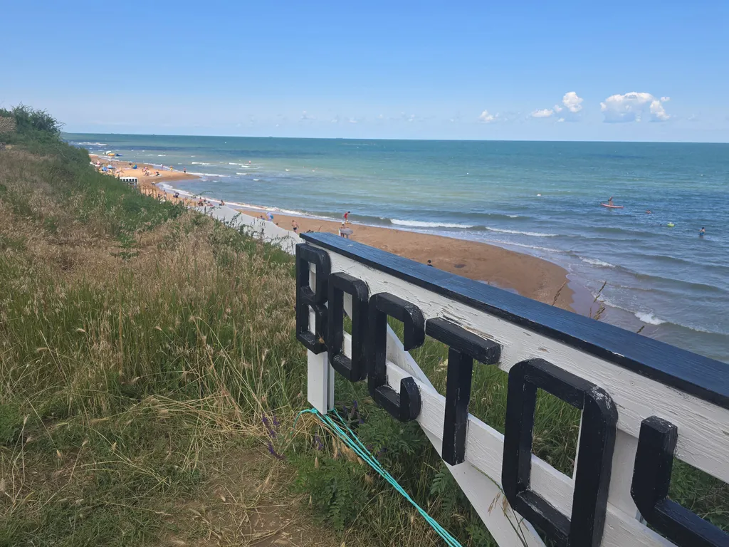 Коттедж Домик для двоих на первой береговой линии — Кучугуры