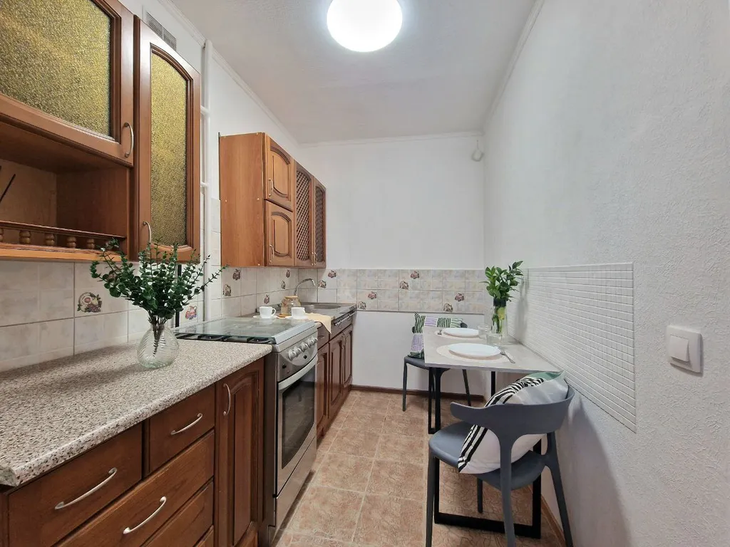 Квартира Трёхкомнатная квартира — Екатеринбург