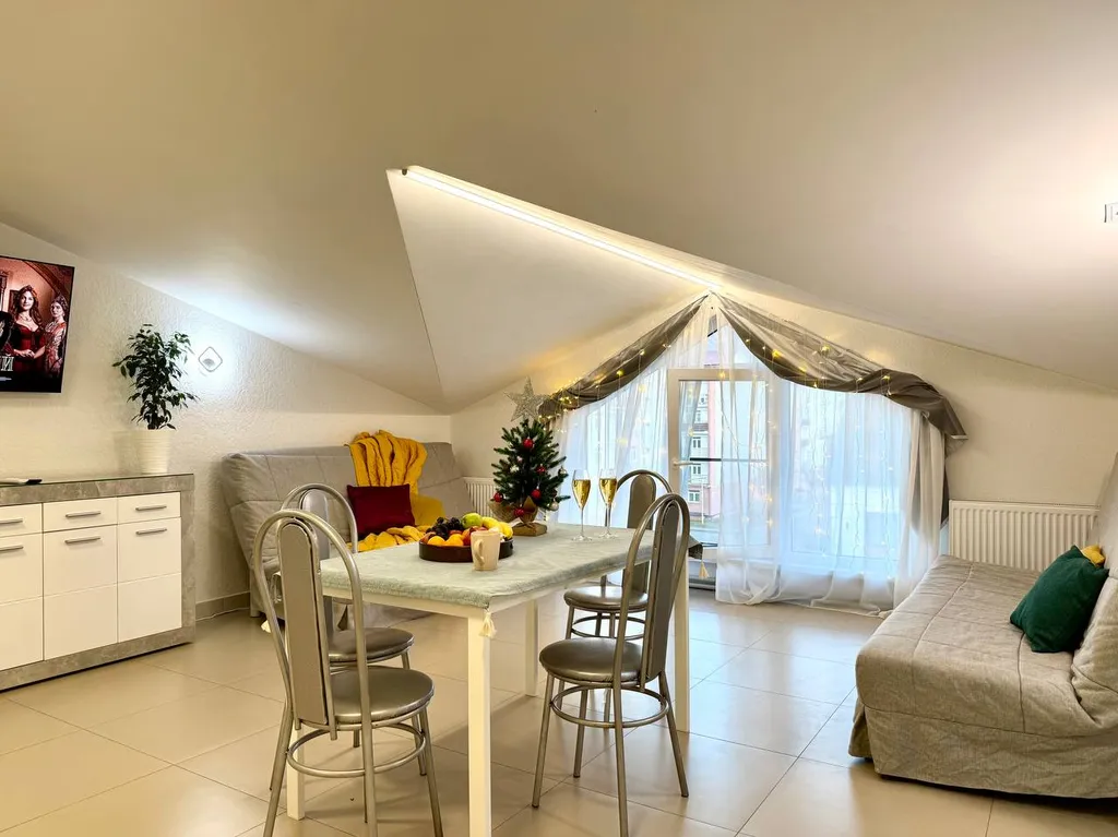 Квартира Квартира Люкс 9 на мансардном этаже — Эсто-Садок