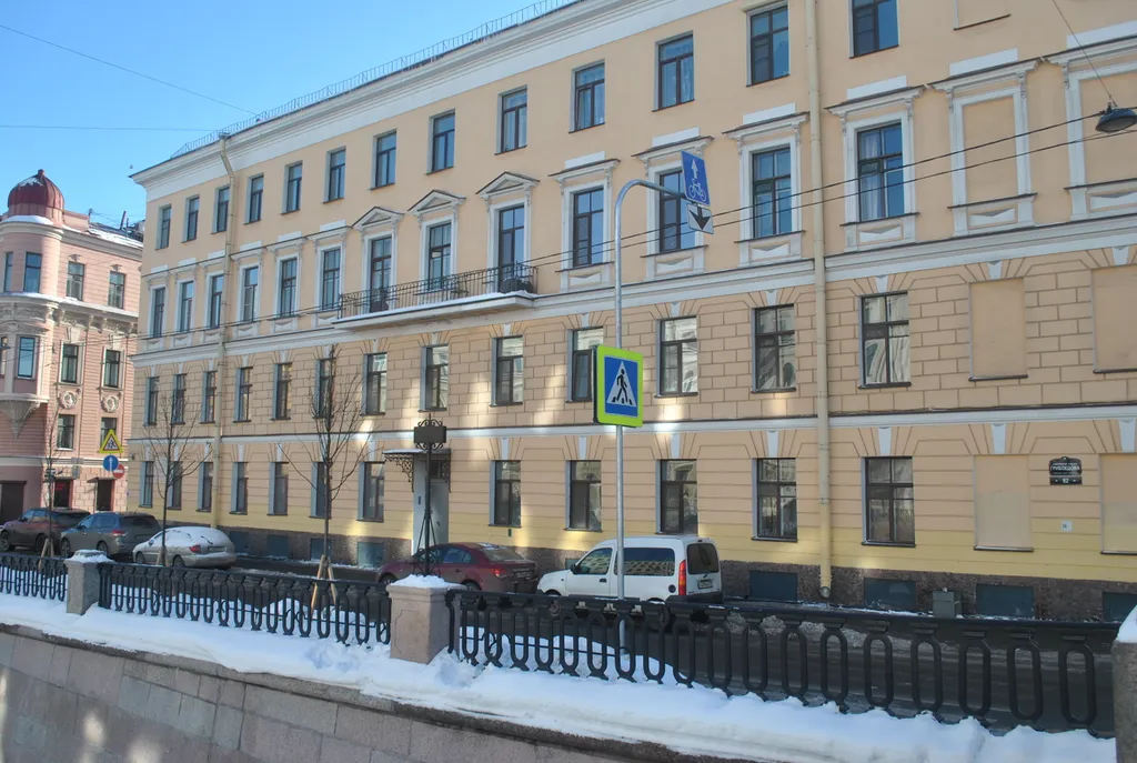 Квартира Квартира Студия с видом на канал Грибоедова — Санкт-Петербург