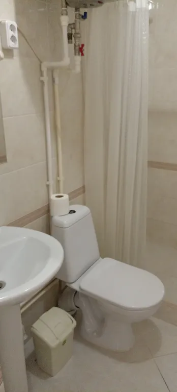 Уютная жилая секция в частном секторе недалеко от моря