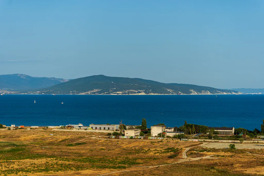 Уютная квартира в ЖК Алексино с видом на море и горы