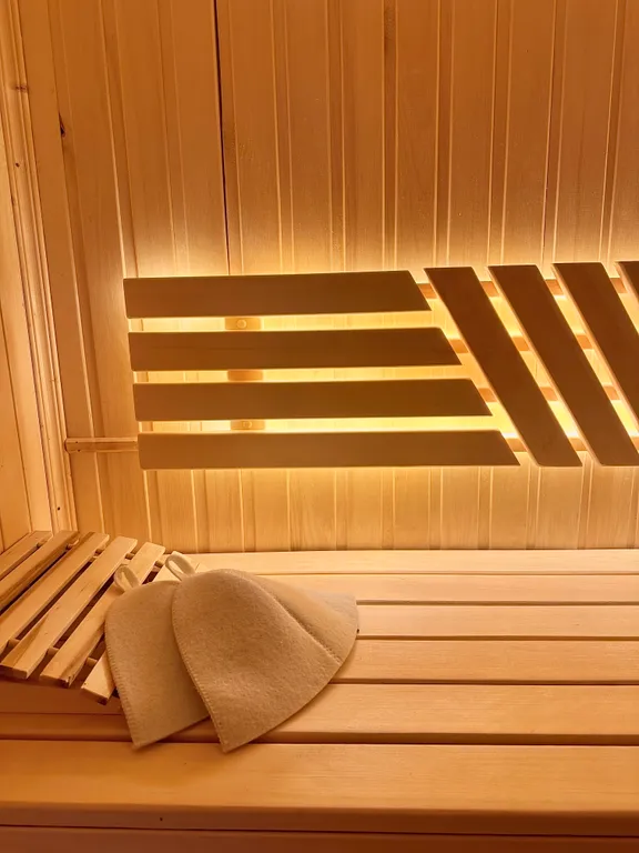 Коттедж Уютный домик в сосновом лесу — Кириши