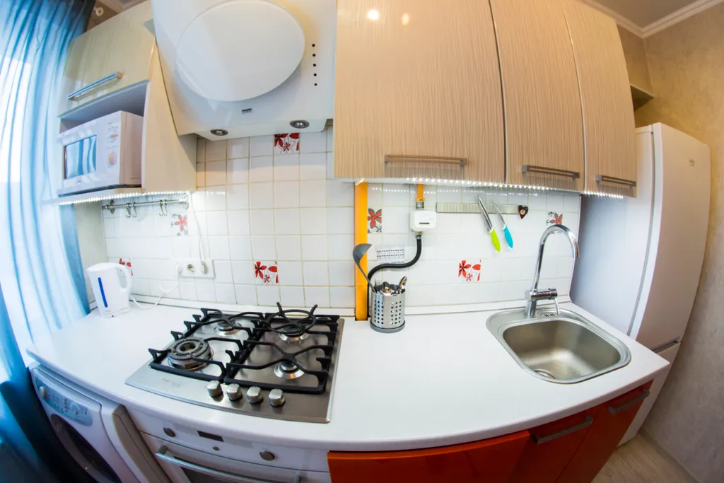 Квартира Уютная квартира с подсветкой рядом с парком — Омск