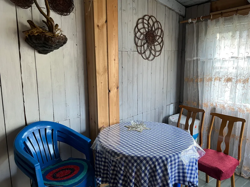 Квартира Елочка в деревянном доме на самом берегу Онежского озера