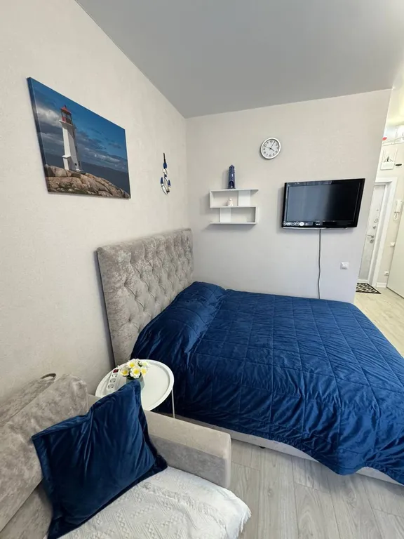 Шикарная студия с видом на бассейн