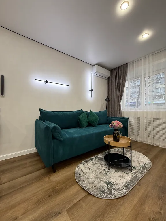 Уютная квартира на набережной район ОКЦ