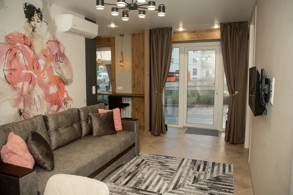 Квартира Квартира Уютный апартамент в центре рядом с ЖД вокзалом с дизайнерским ремонтом — Калининград