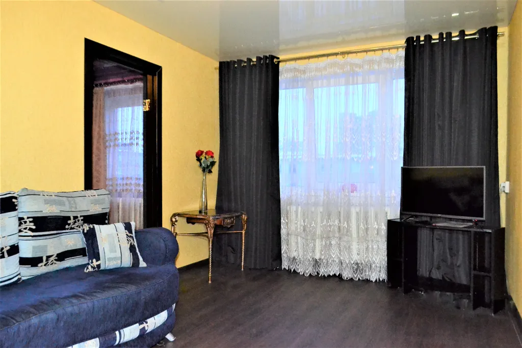 Комфортабельная двухкомнатная квартира у ресторана Аджика