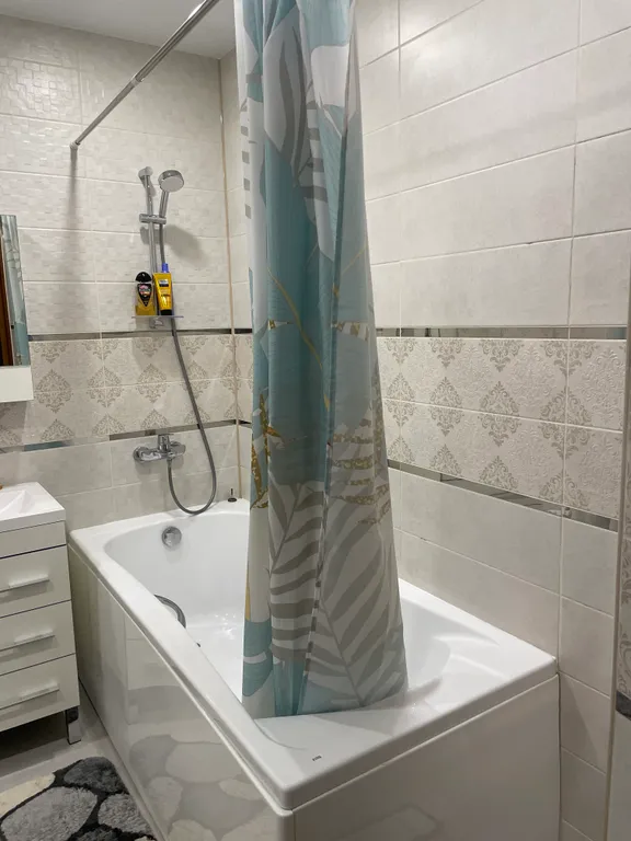 Просторная квартира в центре города , в 300 метрах от моря