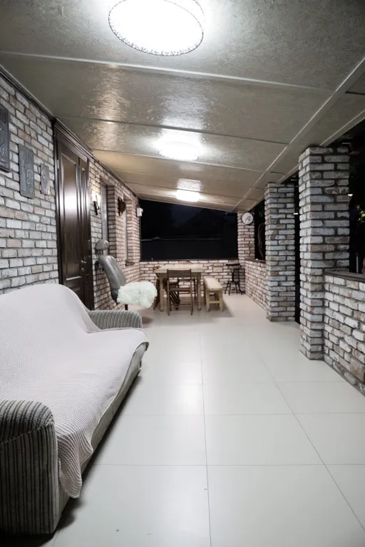 Уютный домик с бассейном в 7 километрах от города