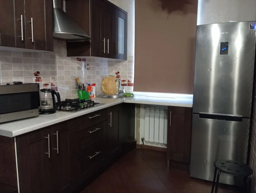 Загородный дом на берегу озера