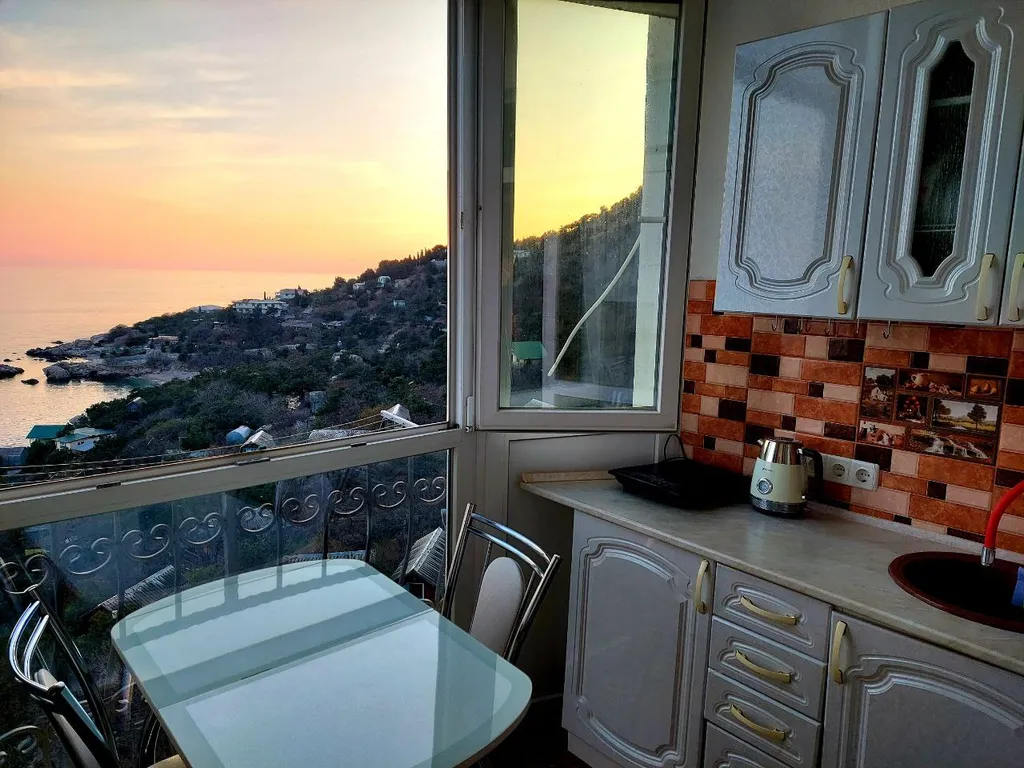 Апартамент с видом на море близко к пляжу