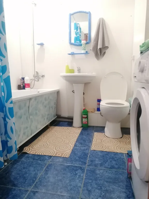 Уютная квартира возле аэропорта, набережной спутника, госпиталя