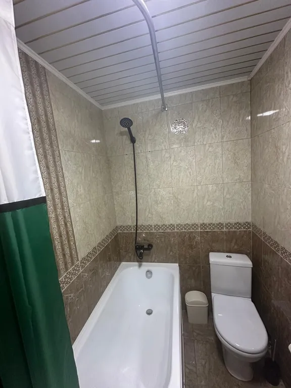 Домик с парковкой и мангалом