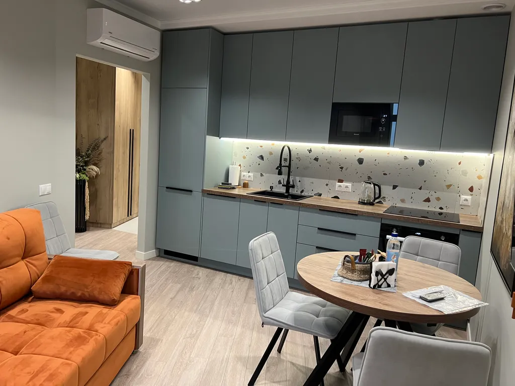 Уютная квартира с дизайнерским ремонтом в центре города