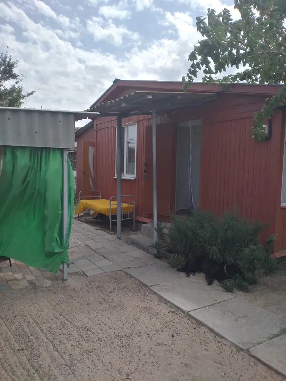 Коттедж Отдельно стоящий домик на территории мини пансионата — Курортное