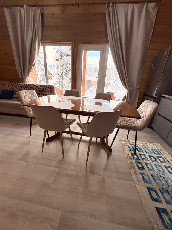 Дом с видом на горы