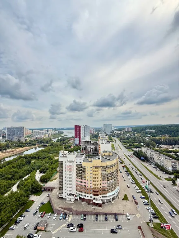 Уютная квартира на Уктусе. Высокий этаж