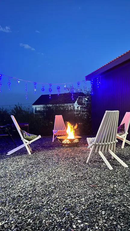 Домик с видом на горы