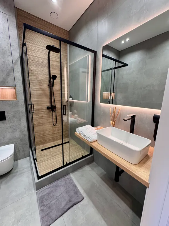 Великолепная квартира в центре с панорамным видом на Золотой мост