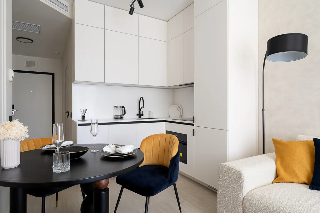 Двухкомнатный Lux с одной спальней