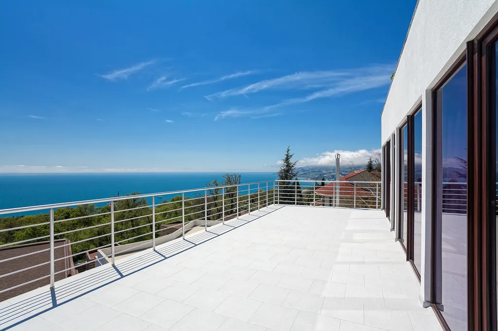 Коттедж Шикарная вилла в Массандровском парке — Ялта