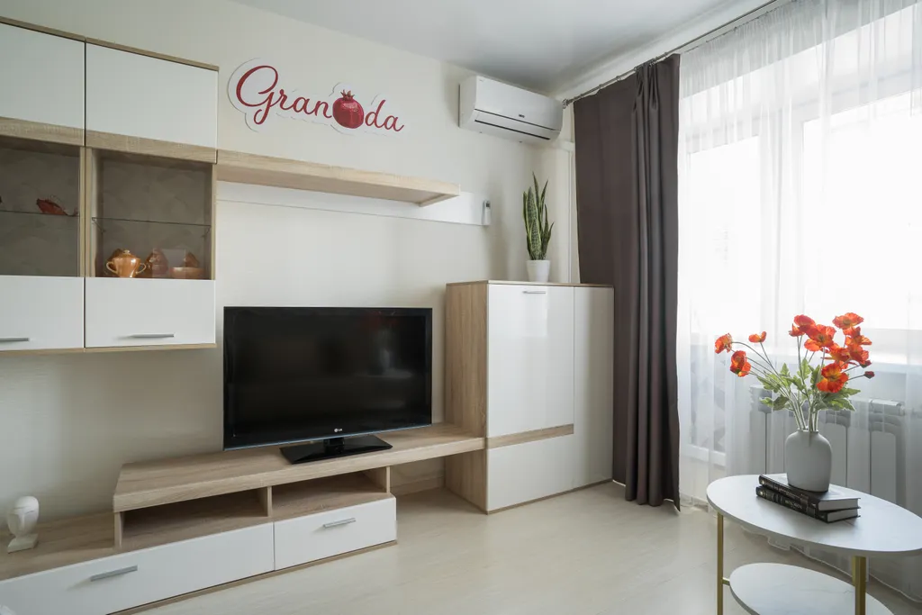 Красивая однокомнатная квартира в микрорайоне ГГМ рядом с СОК Юпитер