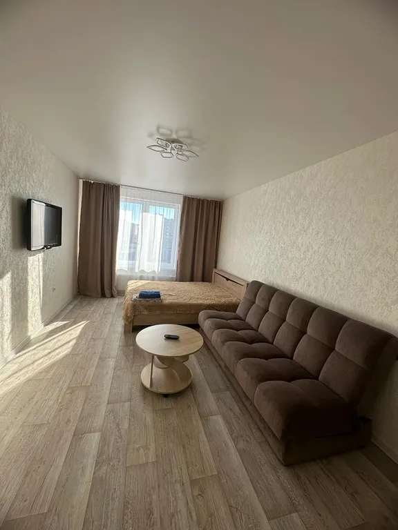 Новая, чистая 1-комнатная квартира