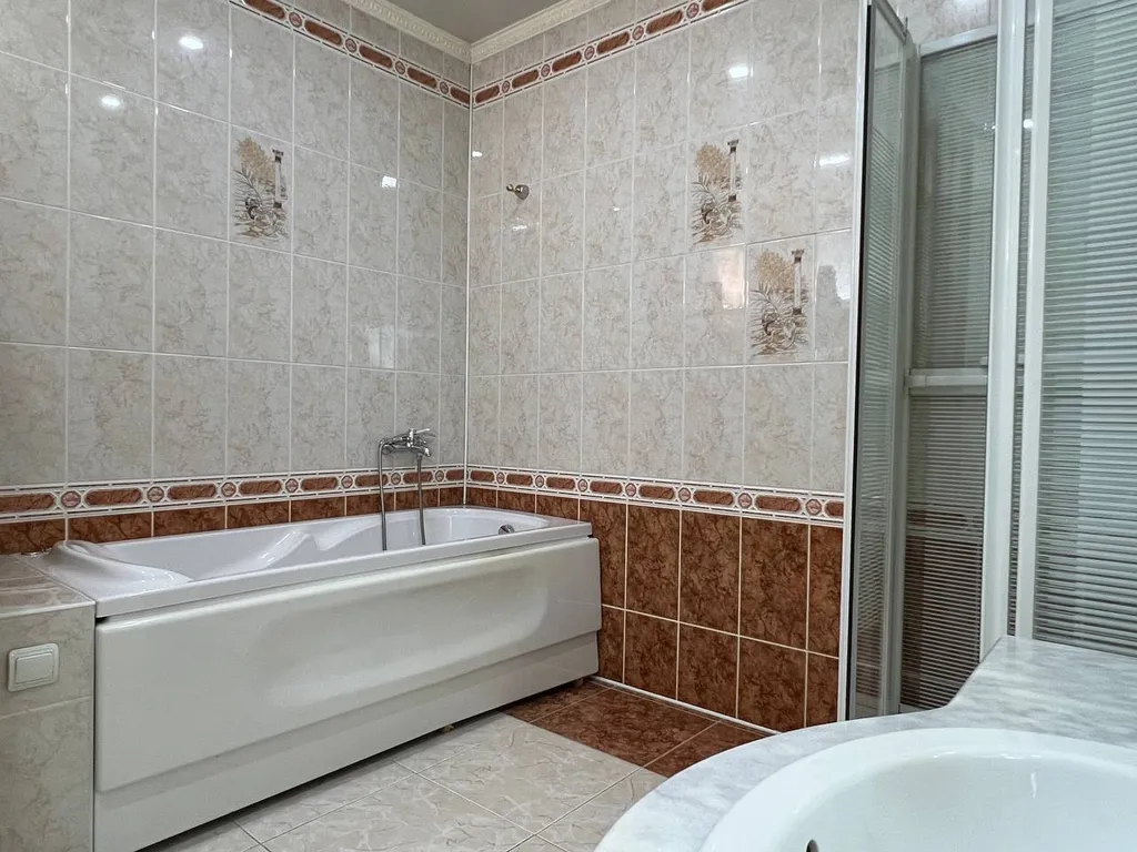 4-комнатные апартаменты рядом с центральной улицей Баумана