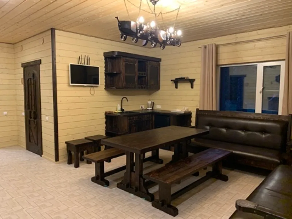 Комфортабельный коттедж с видом на озеро