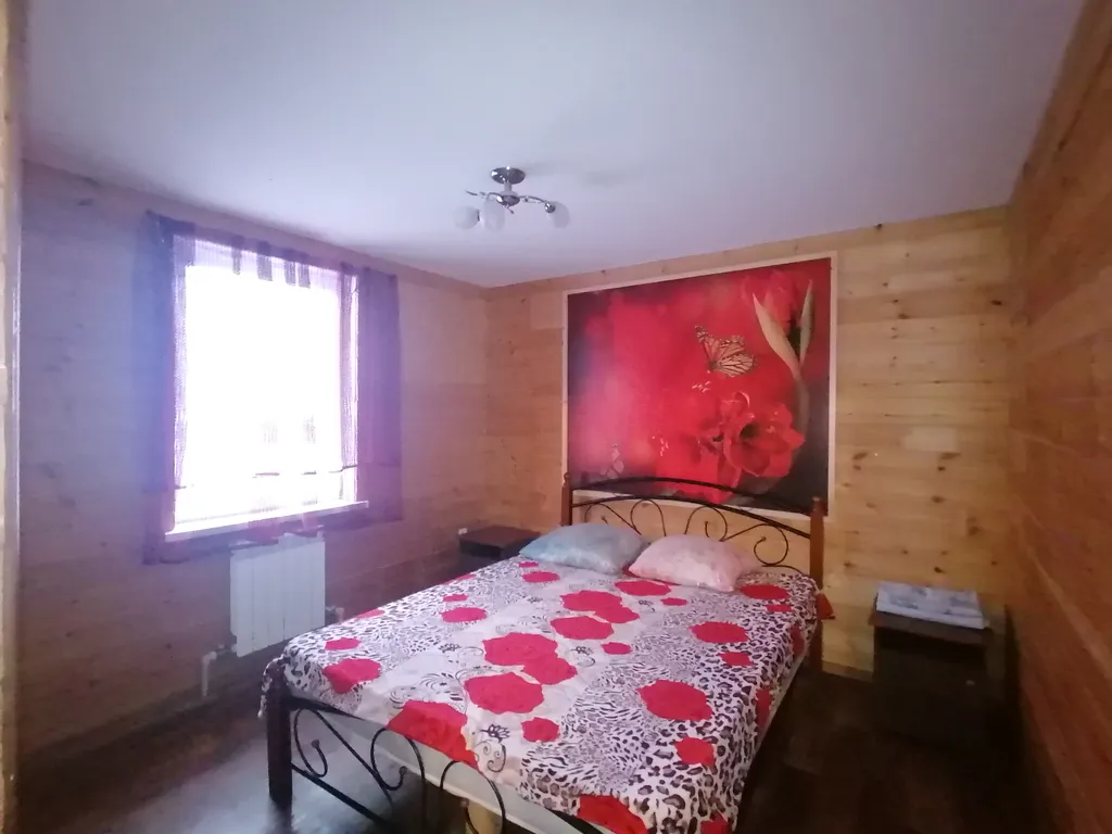 Коттедж в Красном стиле