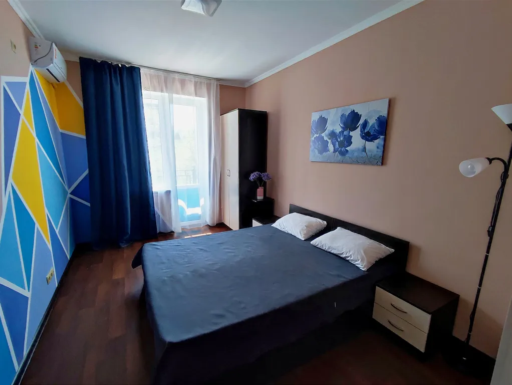 Трехкомнатный номер с отдельным входом