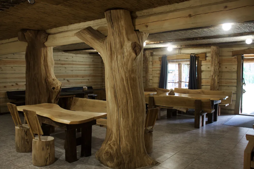 Дом-коттедж банкетный зал, спальни, доп: баня и купель, Минское море