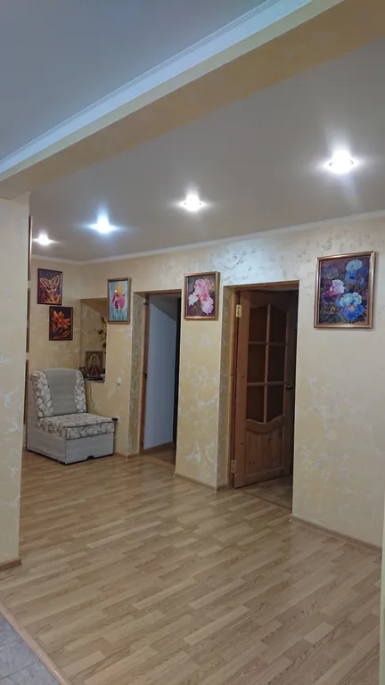 Комната у парка - Колоннада