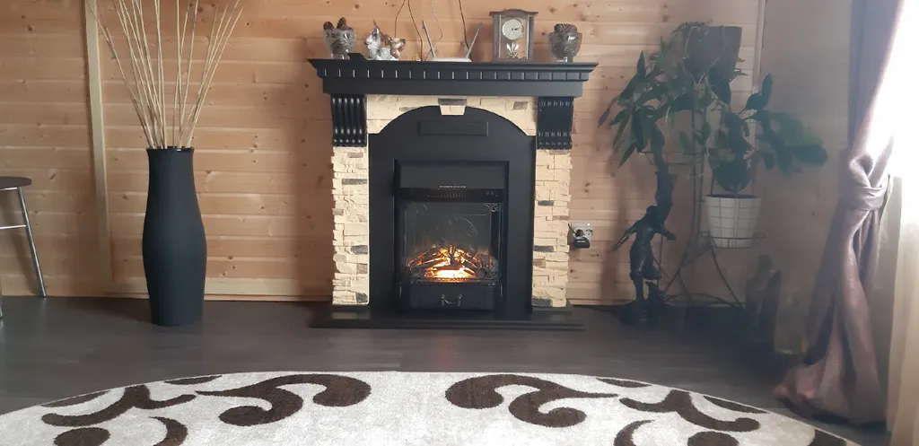 Часть дома рядом с озером