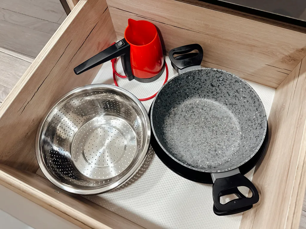 Апартаменты с отдельной спальней на берегу моря